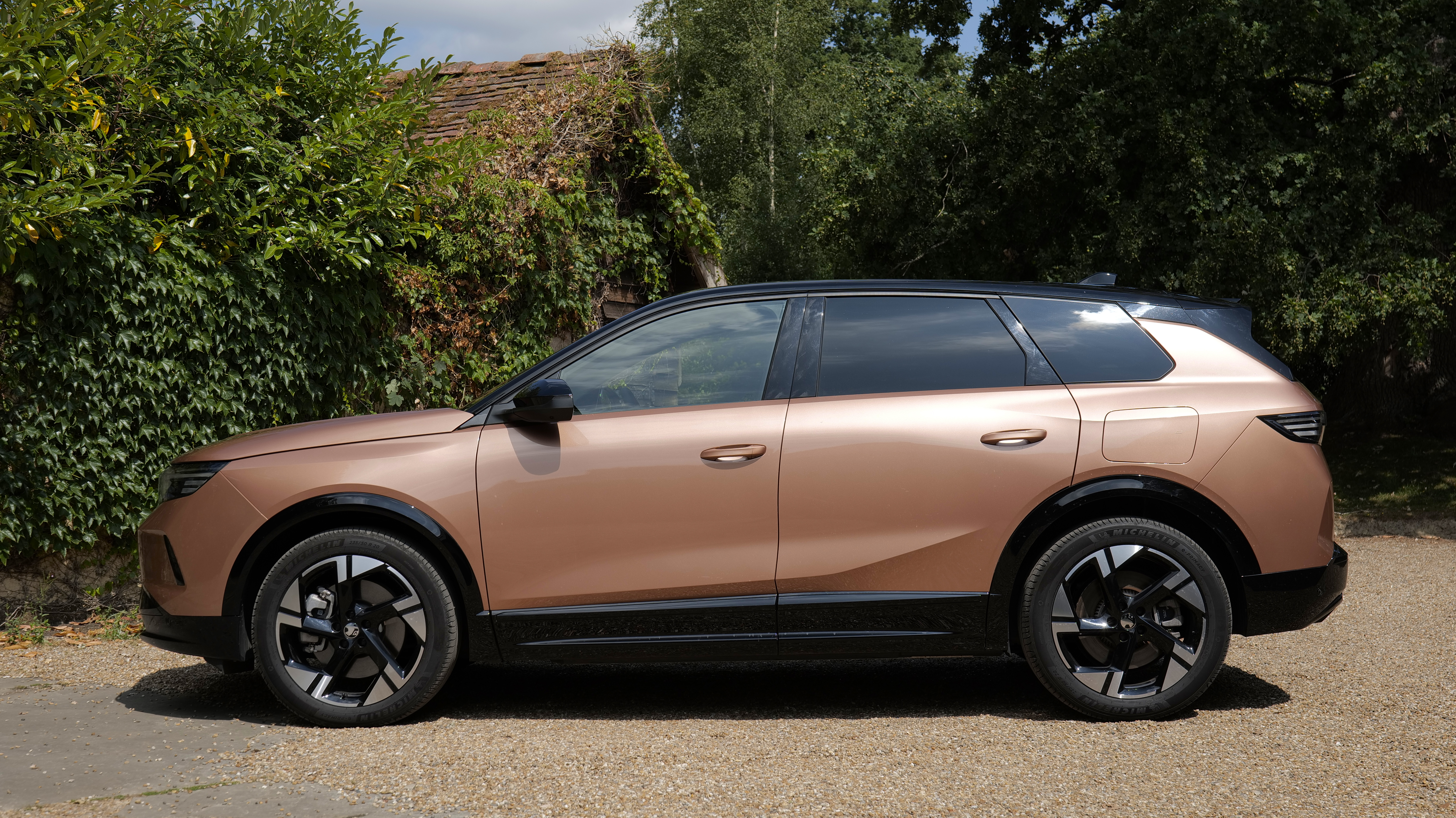 VAUXHALL GRANDLAND 1.6 Plug-in Hybrid [225] Design 5dr e-DCS7